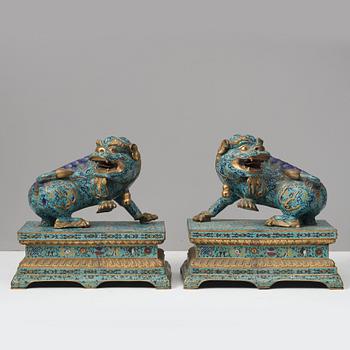 A large pair of cloisonné temple lions, Qing dynasty, 19th Century.