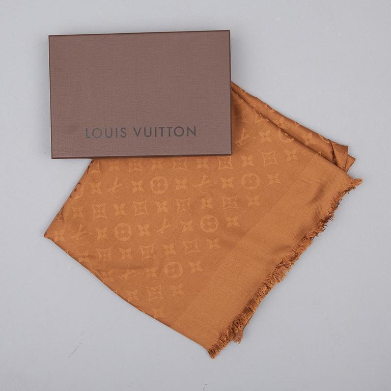 SJAL, Louis Vuitton.