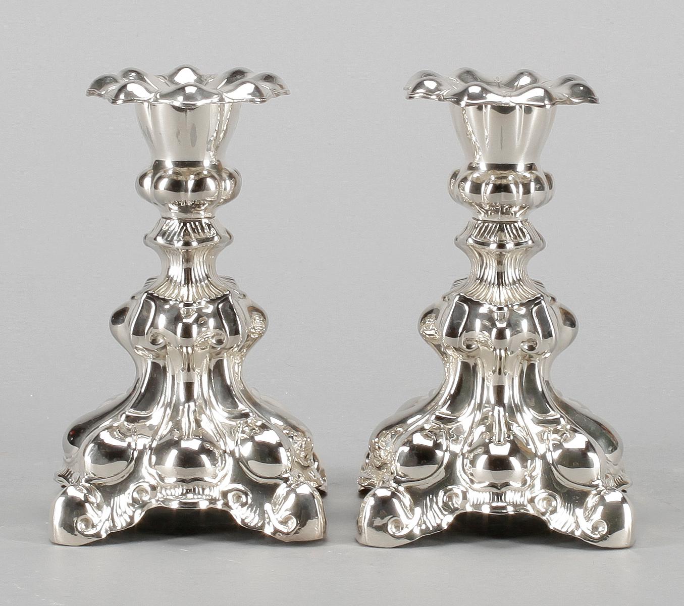 LJUSSTAKAR, ett par, nysilver, barockstil, 1900-tal.