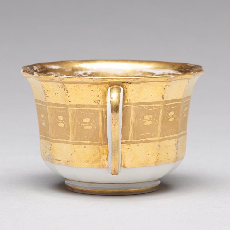 A Russian Topographic cup with stand, Gardner, 19th Century.
