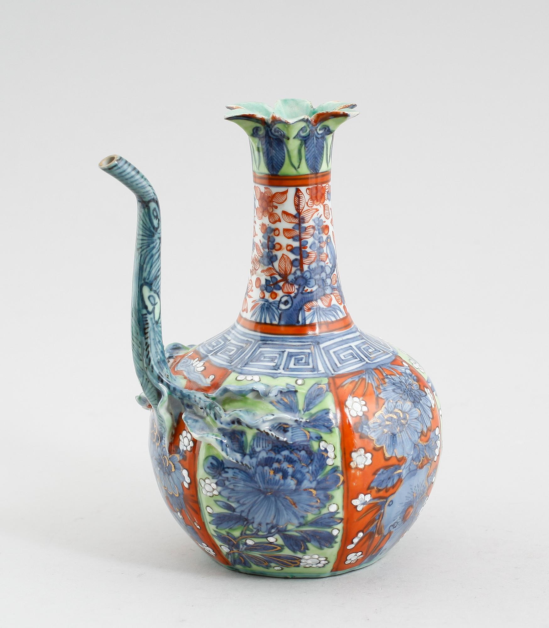 VINKANNA, porslin, Qing dynastin, Kangxi (1662-1722).