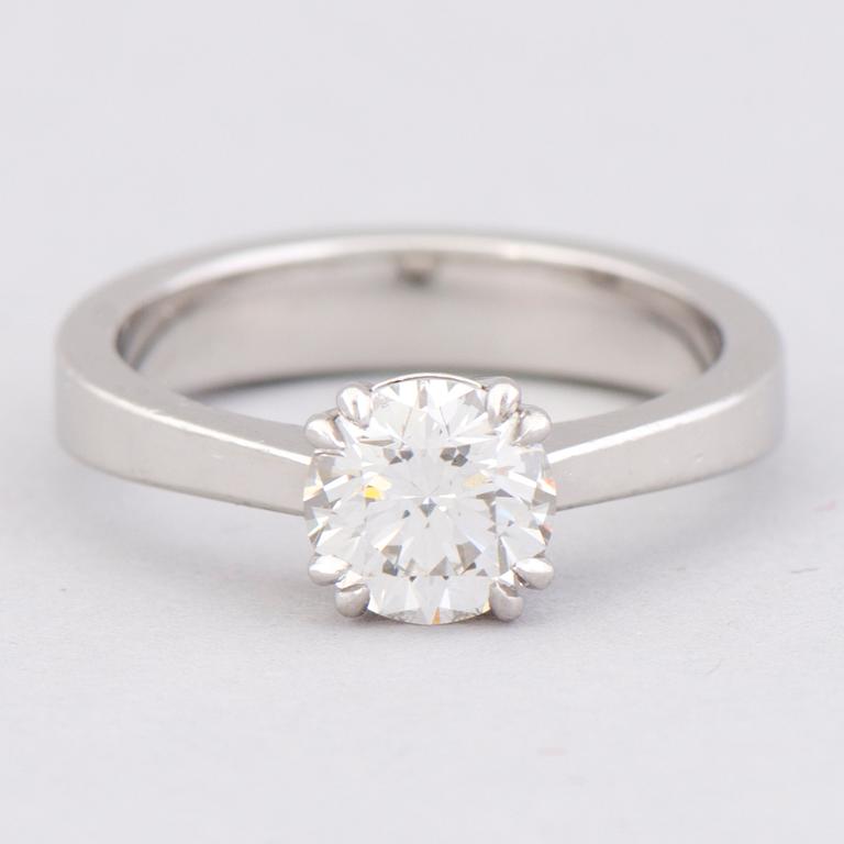 A RING, brilliant cut diamond, platinum. Kulmala, Helsinki 2016.