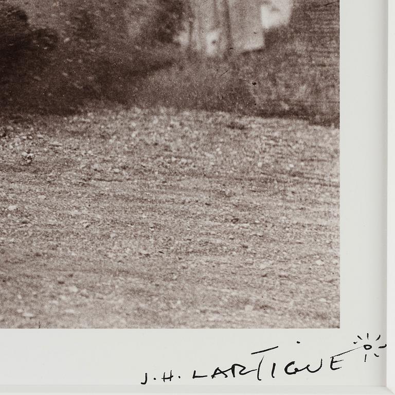 Jacques-Henri Lartigue, "Zissou et Madeleine Thibault, Rouzat", 1911.
