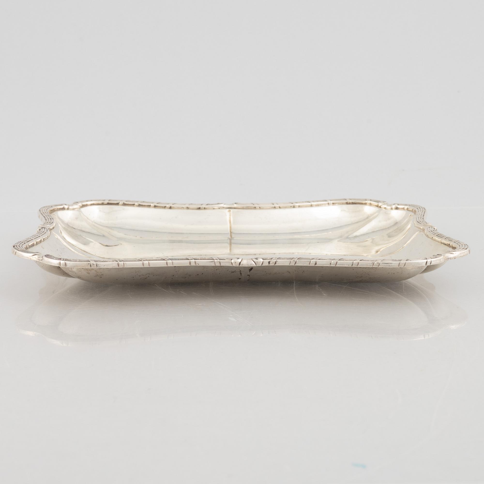 Dish, silver, B Erlandsson, Kristianstad, 1909.
