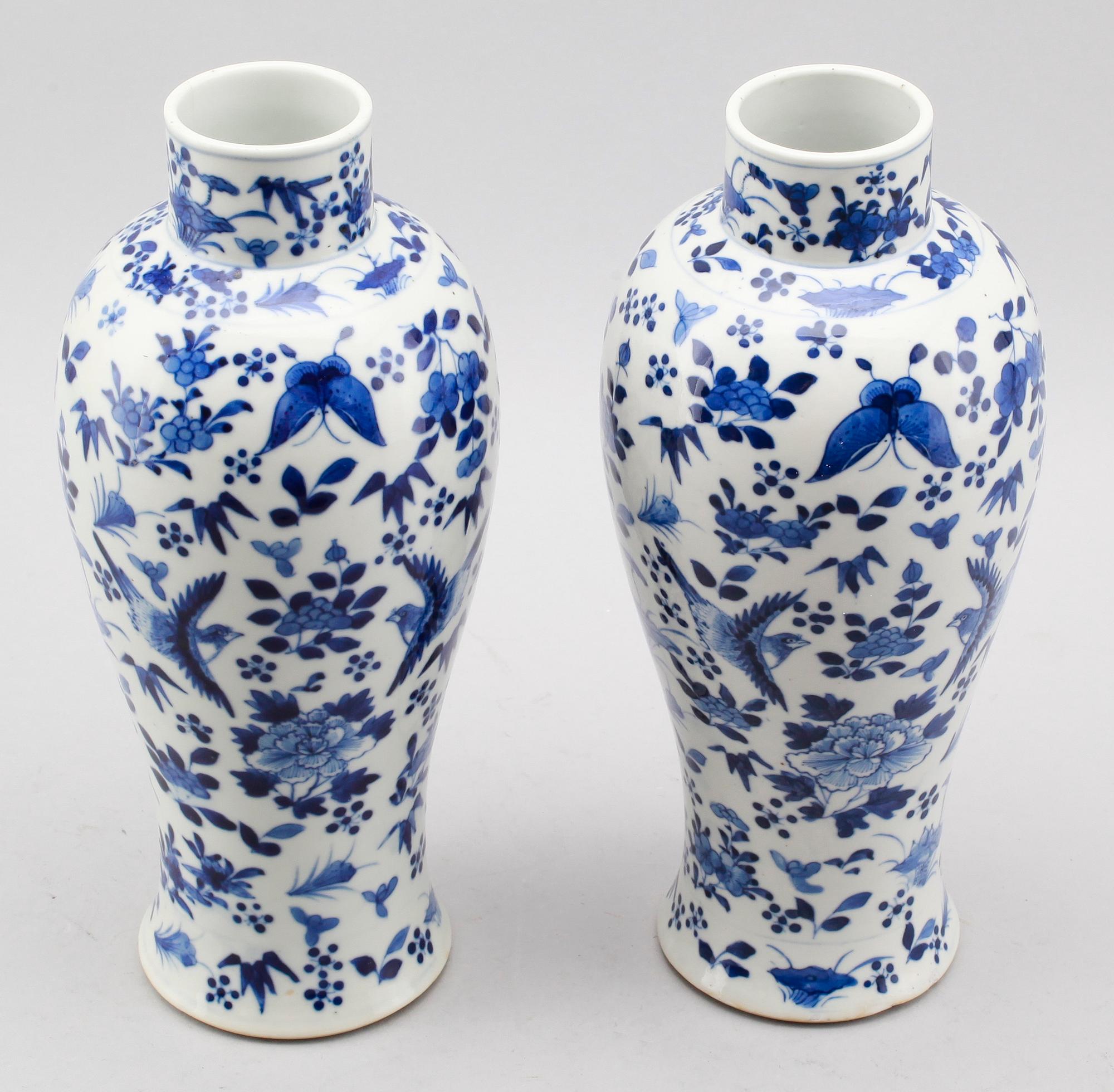 VASER, 1 par, porslin, Kina, 1800-tal.