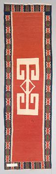 MATTA, Kelim, galleri. Ca 277 x 80 cm.