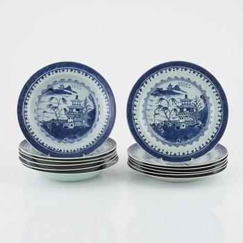 A set of twelve blue and white porcelain plates, China, Jiaqing (1796-1820).