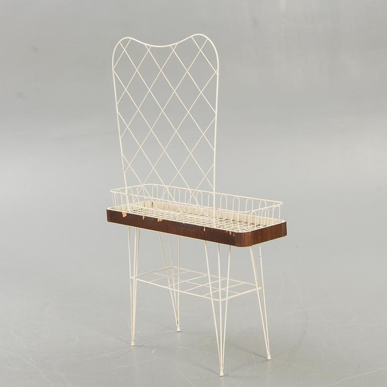 Blombord/spaljè, 1950-tal, String-modell.