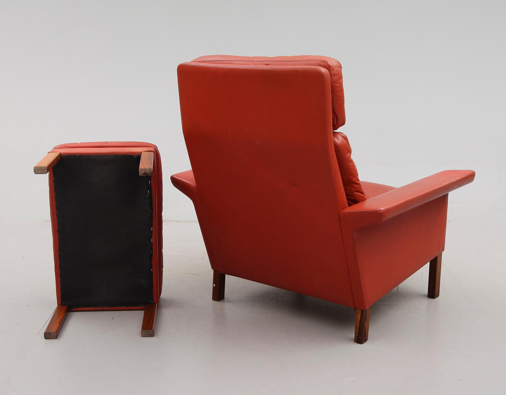 FÅTÖLJ med FOTPALL, 1900-talets andra hälft.