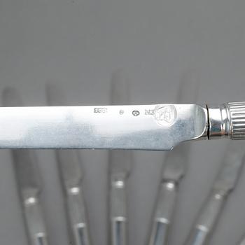 KNIVAR, silver, 6 + 1, bl.a. Johan Petter Grönvall, Stockholm, 1819. Vikt 320 g.
