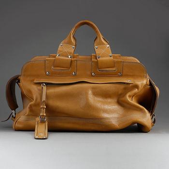 VÄSKA, Mulberry, designad av Kim Jones.