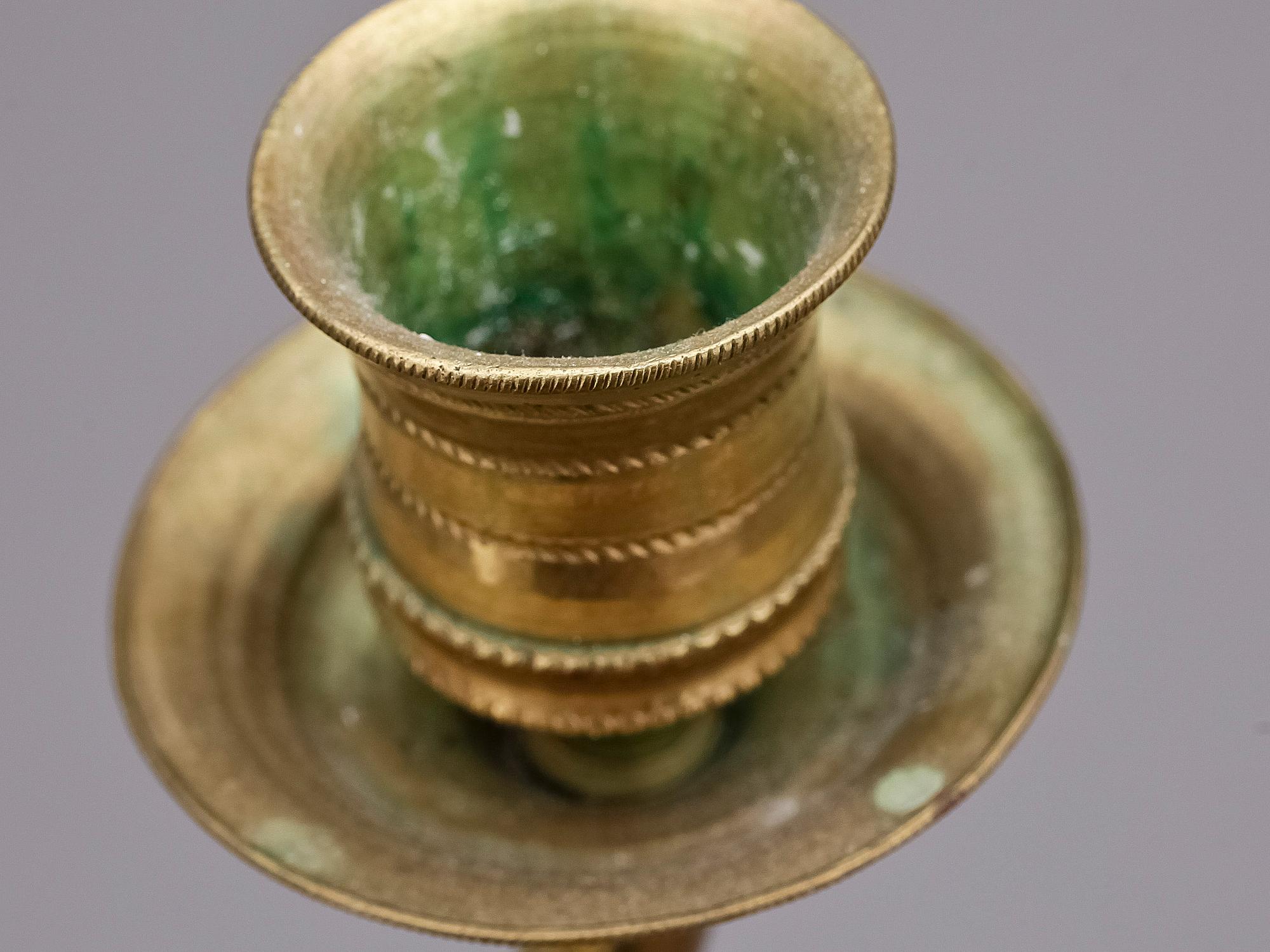 KANDELABRAR, ett par, Empire, 1800-talets första hälft.