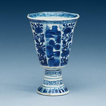 A blue and white stemcup, Qing dynasty, Kangxi (1662-1722).