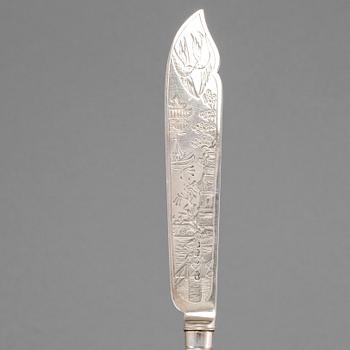 FISKBESTICK, 24 delar, silver, London, 1879, vikt 1500 gram.