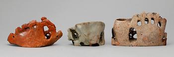 BÄGARE, 3 st, soapstone, 1900-tal.