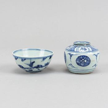 A blue and white jar and vase, Ming dynasty (1368-1644).