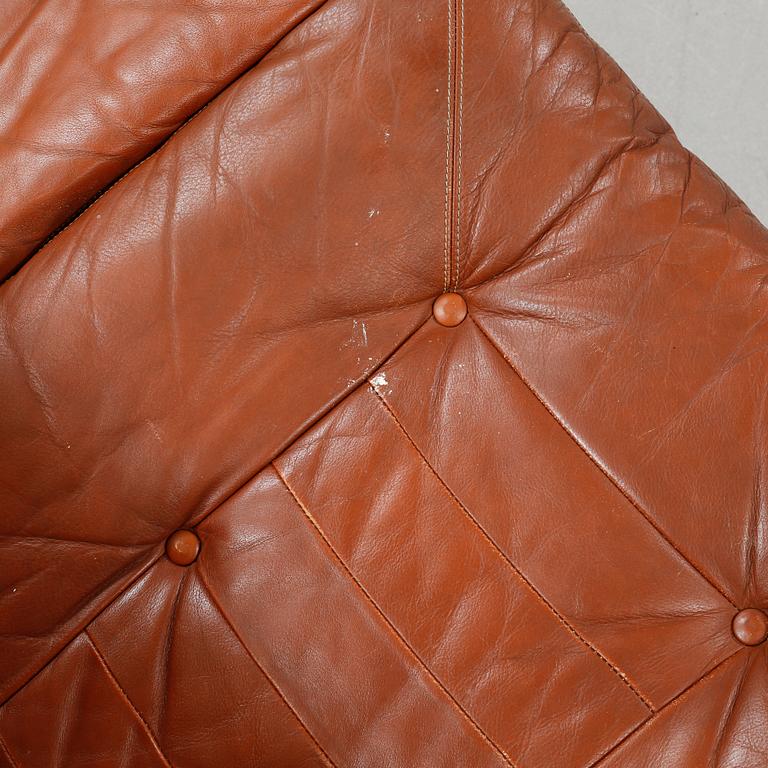 Four furnitures from the latter half of the 20th century.