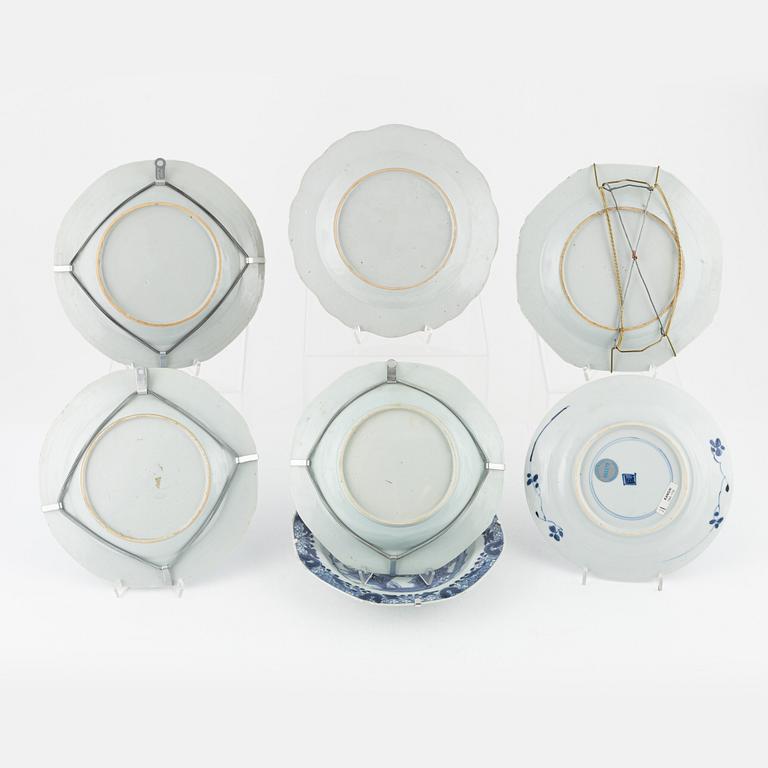 Seven porcelain plates, China, Qianglong and Kangxi, 18th century.