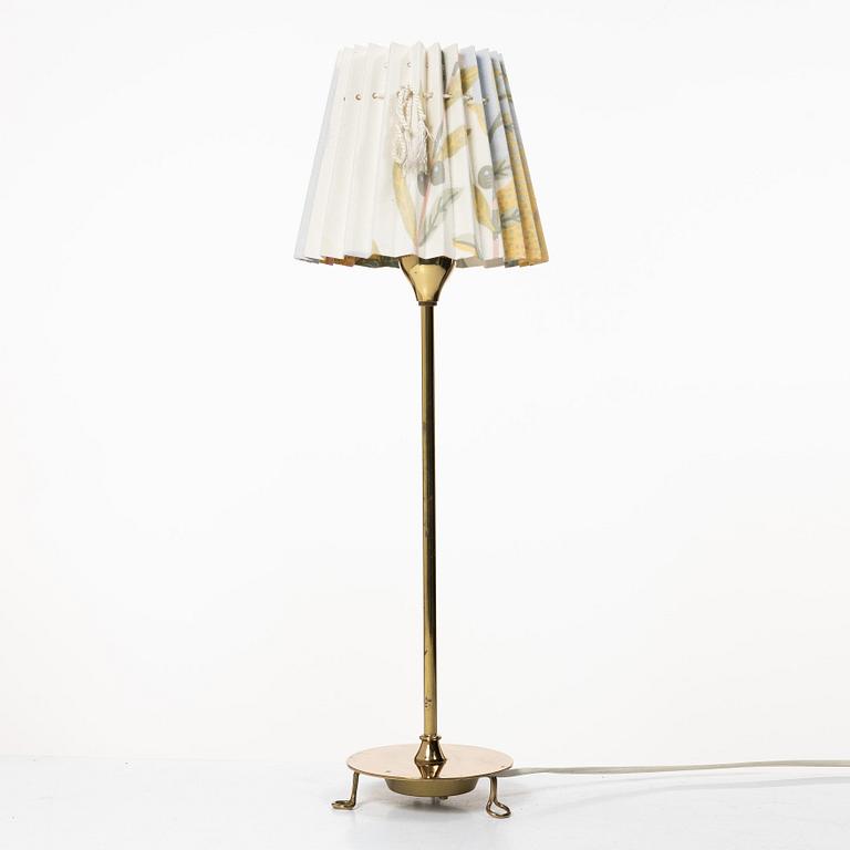 Josef Frank, A model 2552 table lamp, Firma Svenskt Tenn, Sweden.