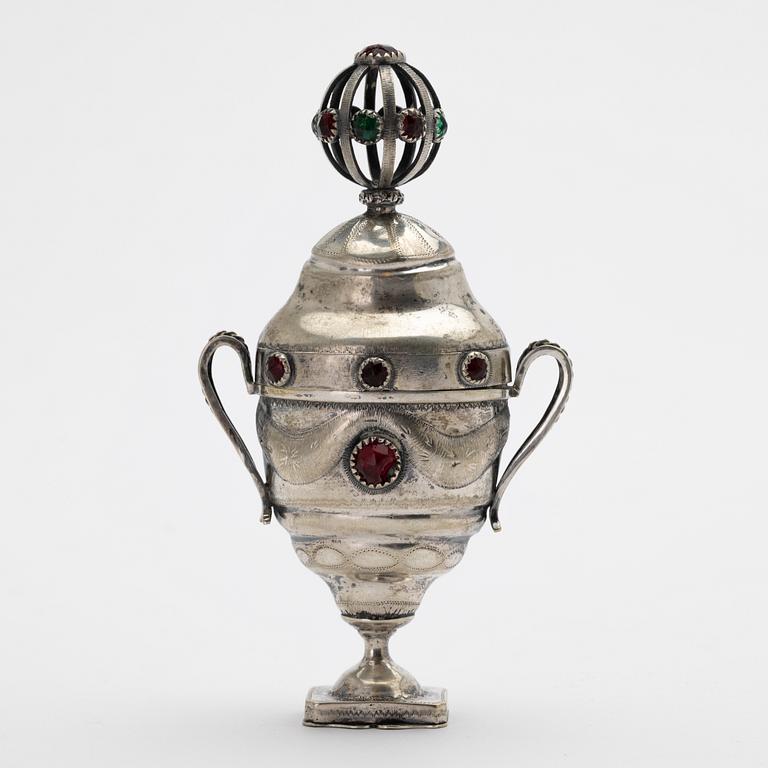 Scent box, silver, Denmark, 17th/18th century.