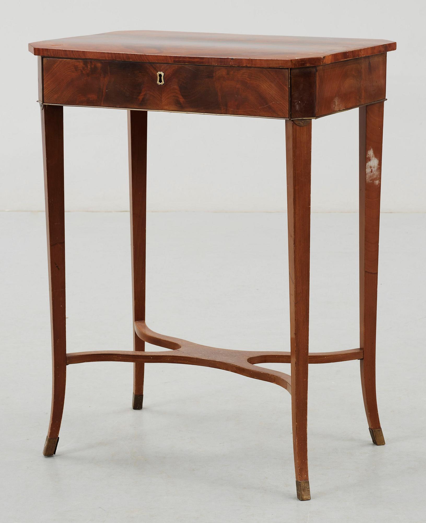 SYBORD, empirestil, sent 1800-tal.