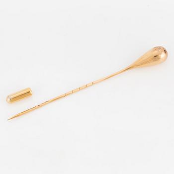 HATPIN, 18 carat yellow gold.