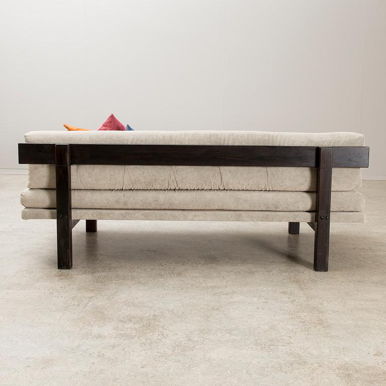 CARL GUSTAF HIORT AF ORNÄS, ETT PAR SOFFOR.