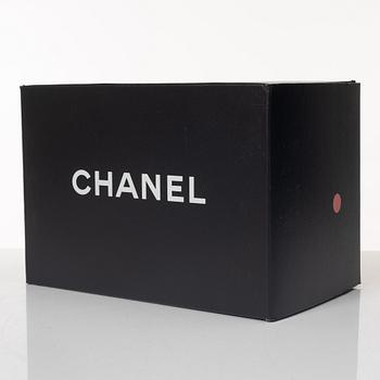 Chanel, beauty box, "Sac a Vanity", 1996-1997.