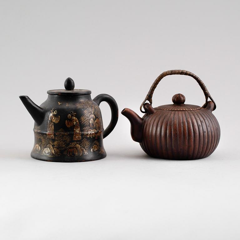 TEKANNOR, 2 st, lergods, Kina, 1900-/2000-tal.