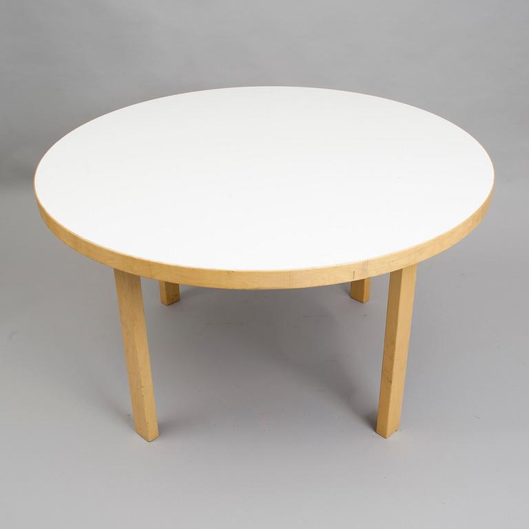 BORD, modell 91, Alvar Aalto, Artek 1970-80-tal. Formgivet 1935.