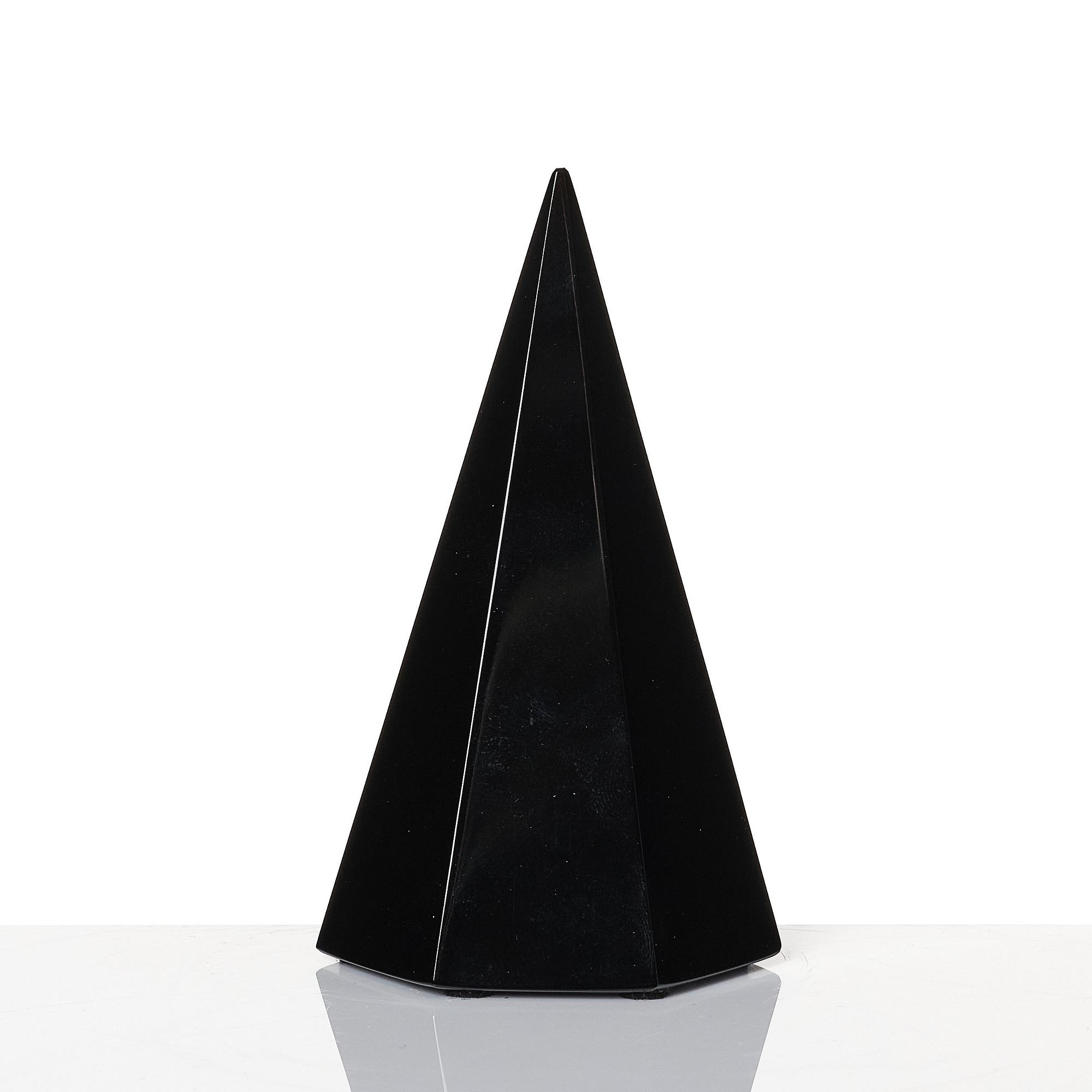 LAST, (Åsa Jungnelius, Gustaf Nordenskiöld och Fredrik Paulsen), an installation comprising five studio works /objects, Sweden 2014.