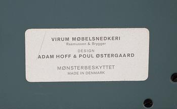 KLÄDHÄNGARE, Adam Hoff & Poul Östergaard, Virum Möbelsnedkeri, Danmark.