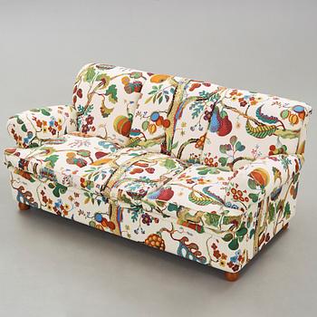 JOSEF FRANK, soffa, Firma Svenskt Tenn, modell 703, 2011.