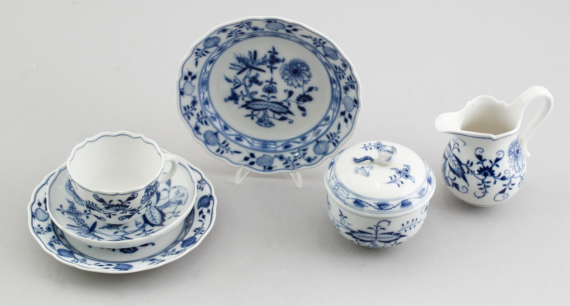 SERVISPORSLIN, 19 delar, Meissen, 1900-talets andra hälft.