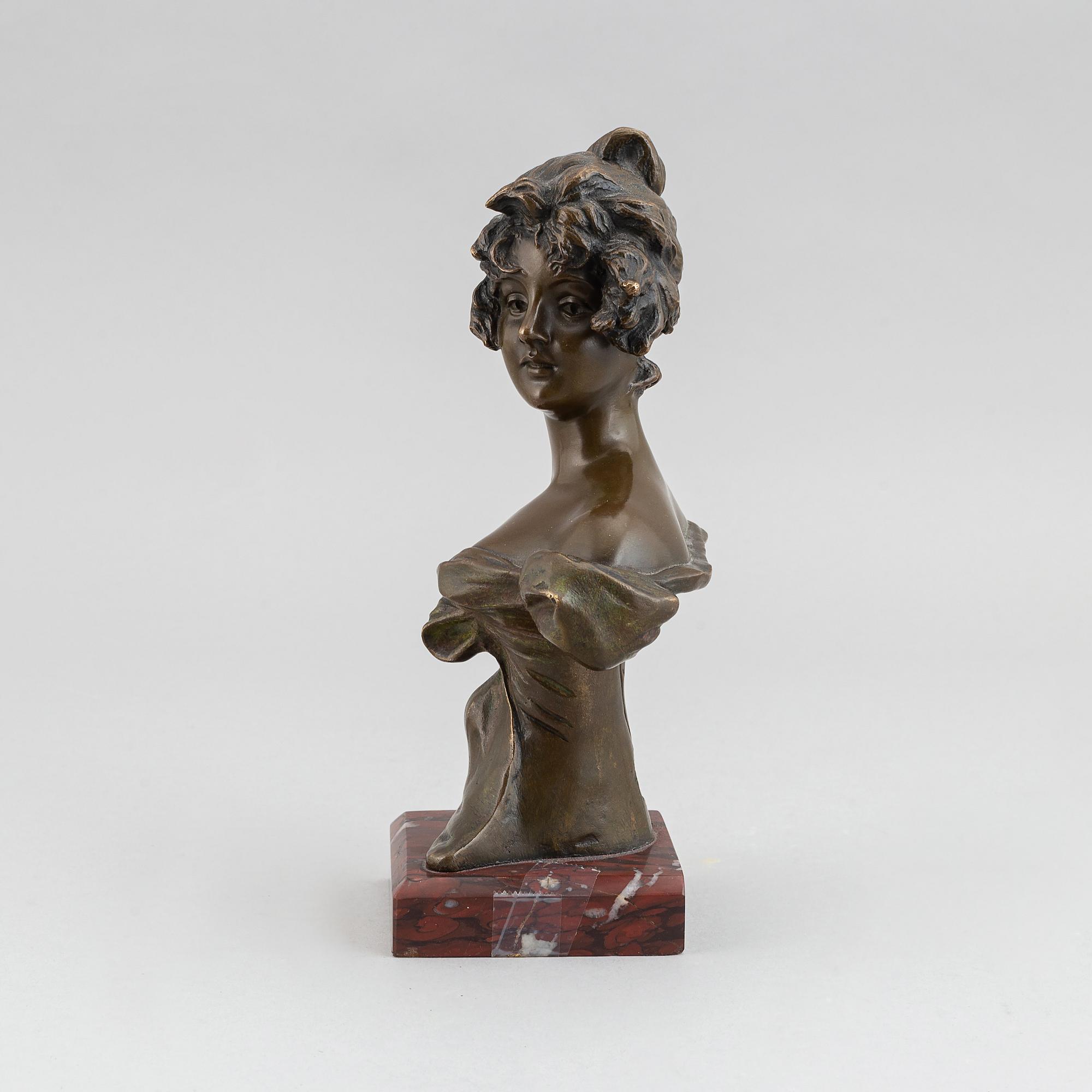 Georges van der Straeten, skulptur. Brons, signerad, gjut.stämpel. Total höjd 22,5 cm.