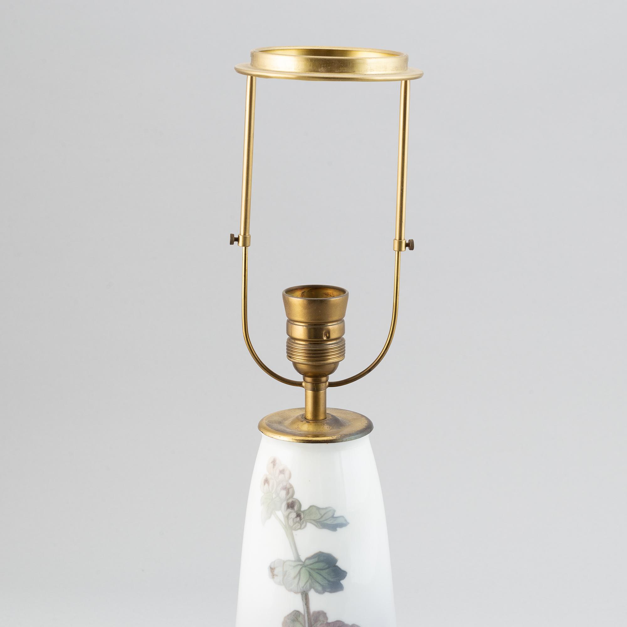 Bordslampa, porslin, Royal Copenhagen, Danmark.