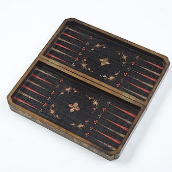 A Canton lacquer game box, Qing dynasty, 19th Century.