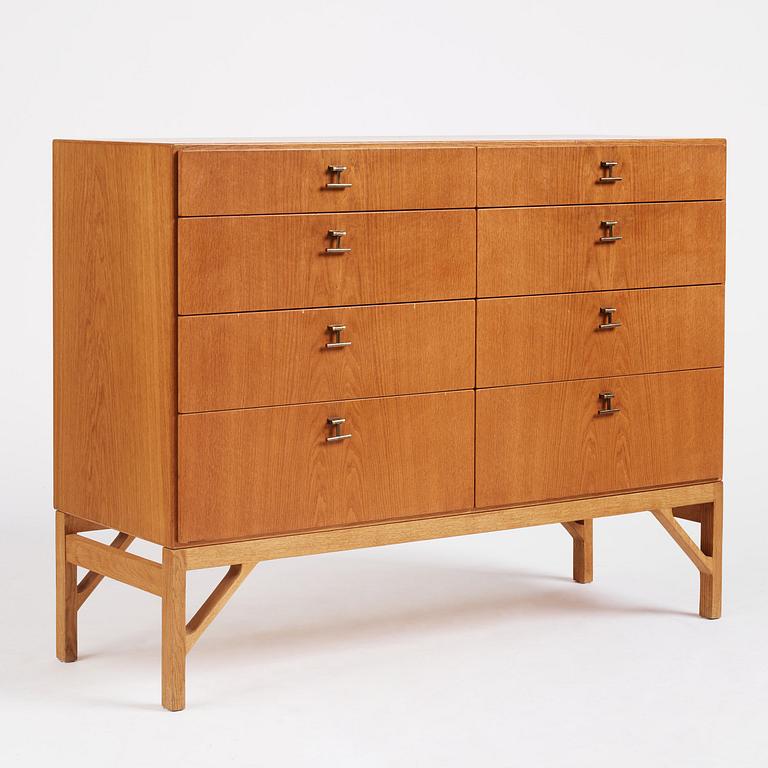 Børge Mogensen, byrå, modell "234 China", FDB Møbler, Danmark, 1940-talet.