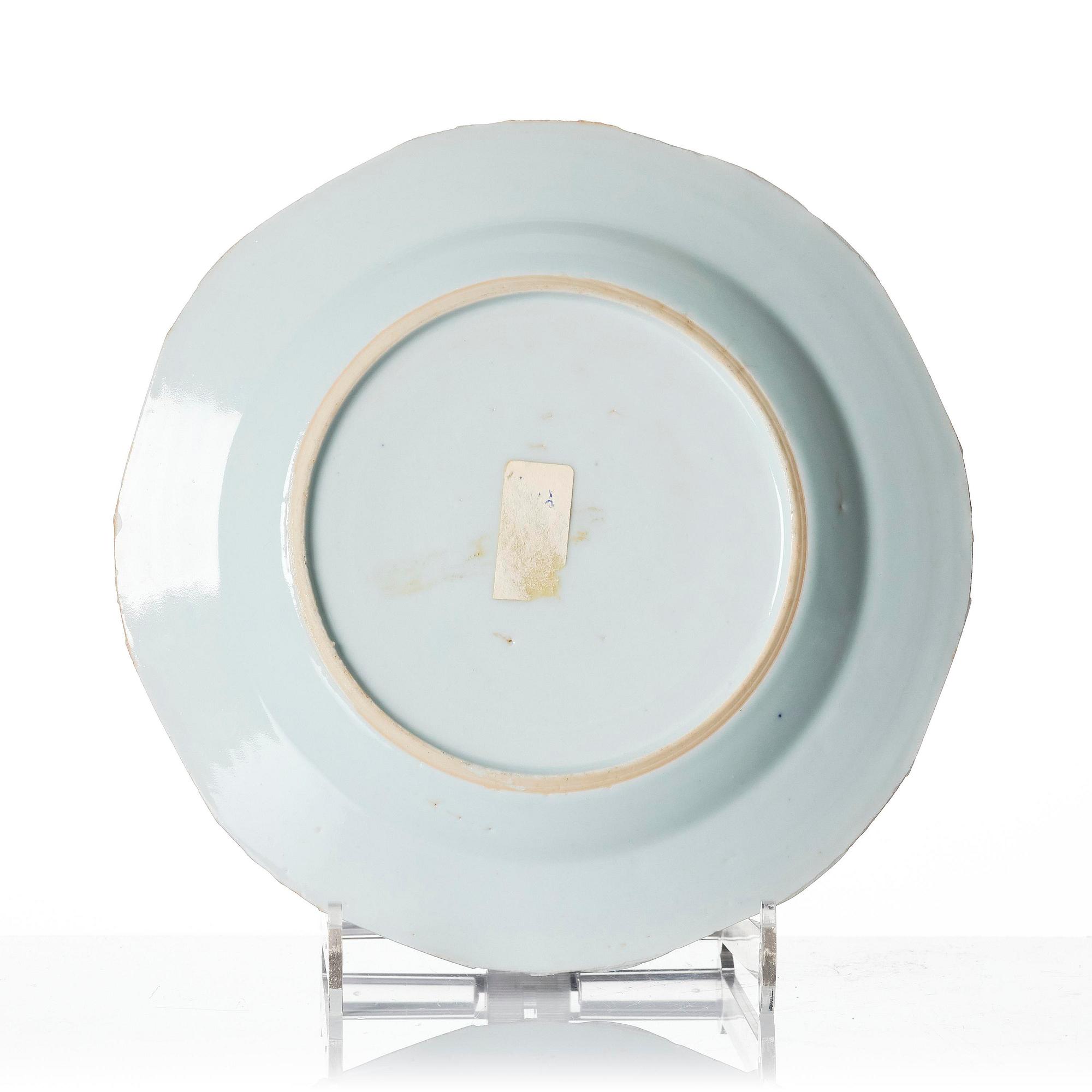 A set of twelve Chinese export porcelain dessert dishes, Qing dynasty, Qianlong and Jiaqing, 18/19th century.