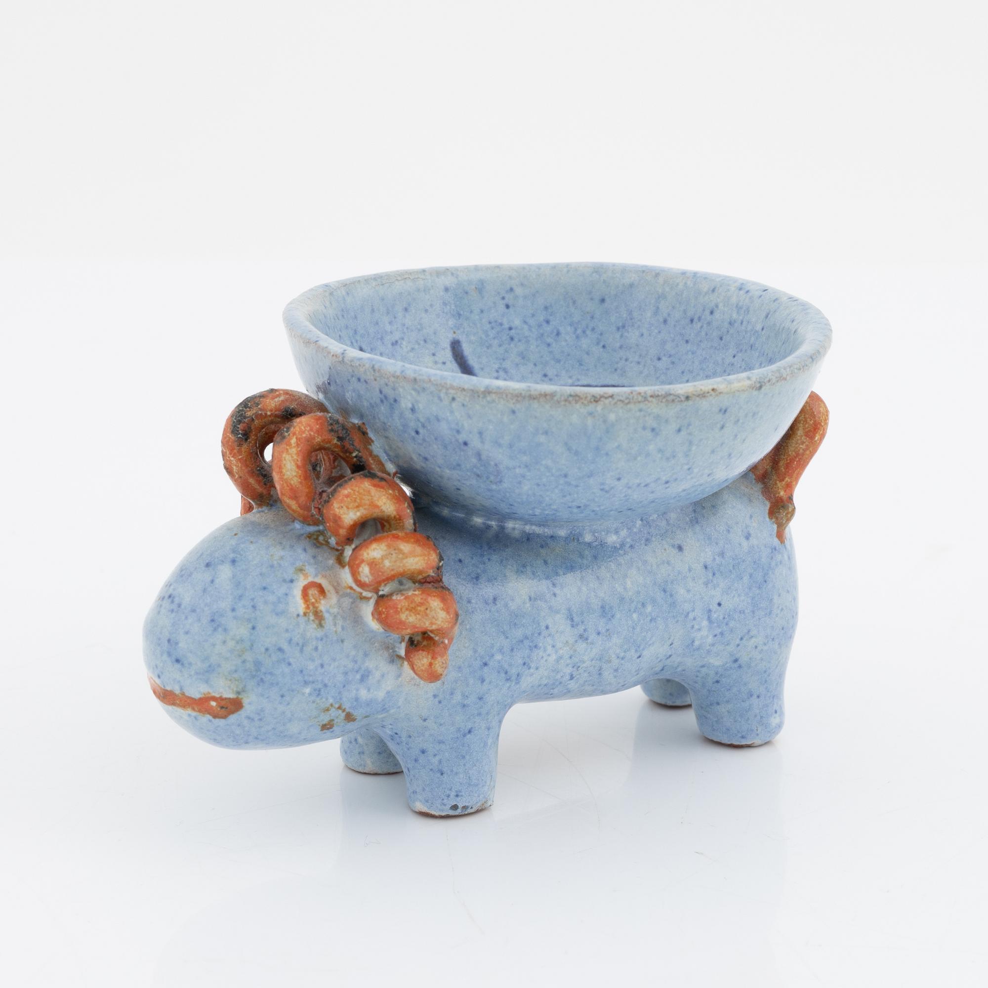 Kitty Rix, an earthenware figurine/salt cellar, Wiener Werkstätte, Austria.