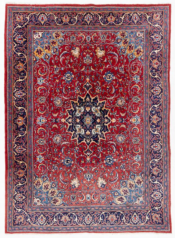 A Sarouk carpet, circa 360 x 262 cm.