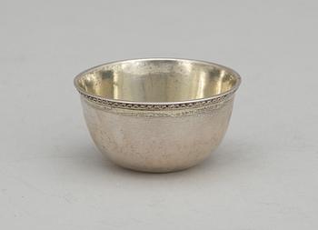 A Swedish 18th century parcel-gilt thumbler, makers mark of Johan Wickman, Hudiksvall (1750-1755 (1758)).