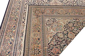 A Kashmir carpet, silk, c. 333 x 234 cm.