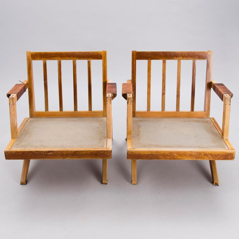 Olavi Hänninen, A 3-piece 1960s 'Bumerang' sofa suite for HMN Huonekalu Mikko Nupponen, Lahti, Finland.