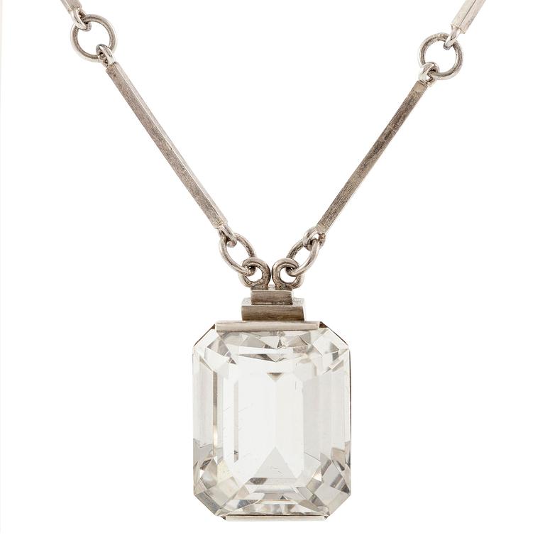 Wiwen Nilsson, a necklace, ring and pendant chain with pendant, silver with rock crystal, Lund 1947.