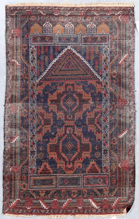 MATTA, semiantik/old Beluch. Ca 138 x 84.