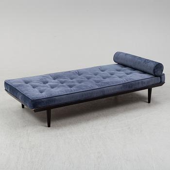 A contemporay ´Ritzy' daybed from Layered.