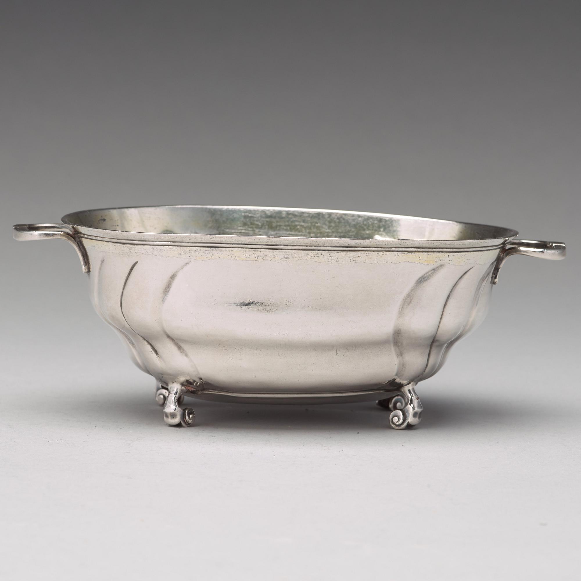 Arvid Castman, konfektskål, silver, Eksjö 1764. Senbarock/tidig rokoko.