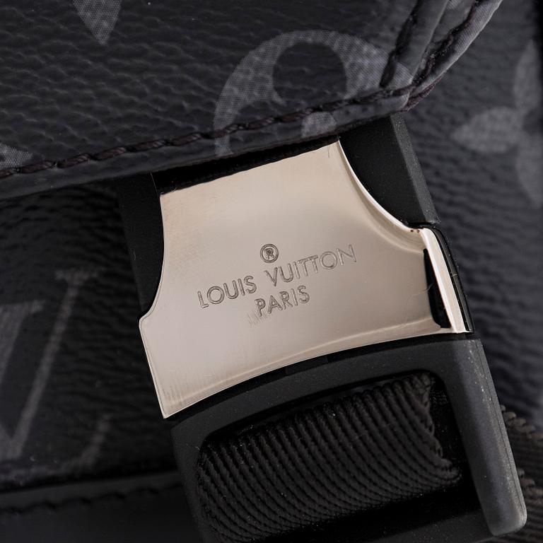 Louis Vuitton, a Monogram Eclipse 'Messenger Voyager PM' bag.