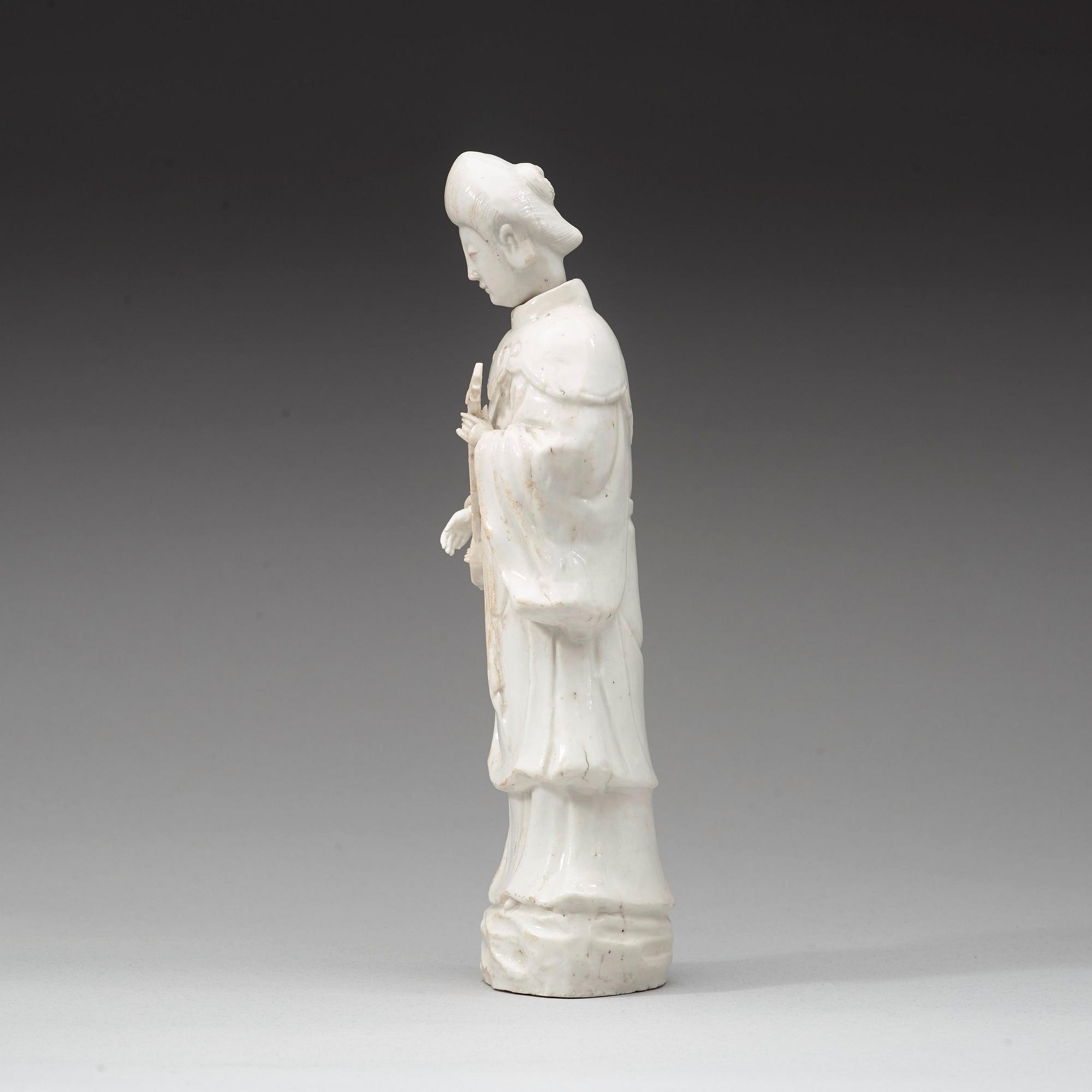 FIGURIN, blanc de chine. Qingdynastin, Kangxi ca 1690.